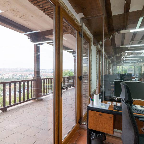 11EuropremierPlanaBaja-1